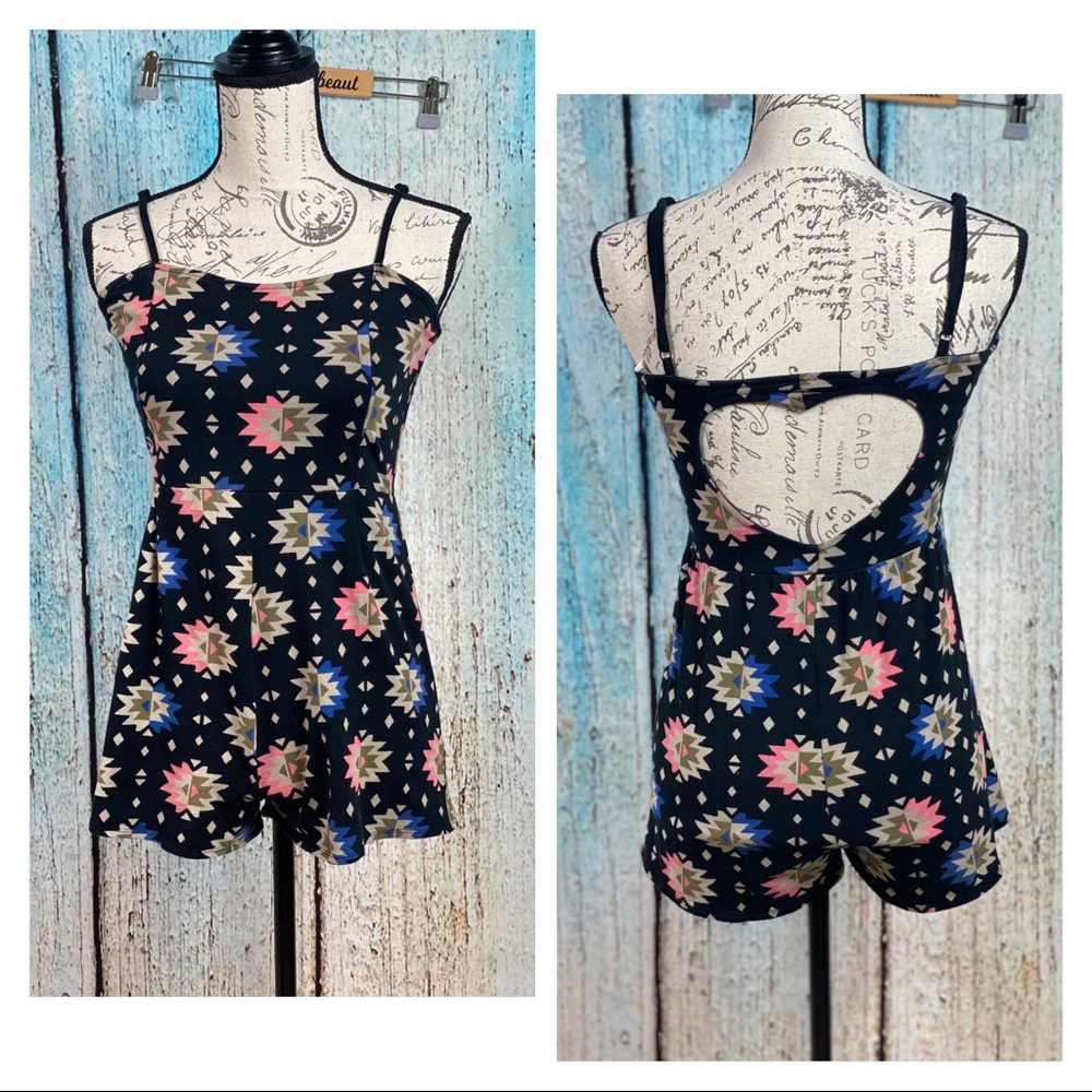 Forever 21 Aztec Romper Heart Cutout Back Spaghetti Strap Boho Y2K Black Small - Picture 9 of 12